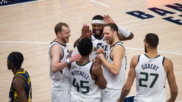 Rudy Gobert, Donovan Mitchell, Royce O'Neale, Joe Ingles